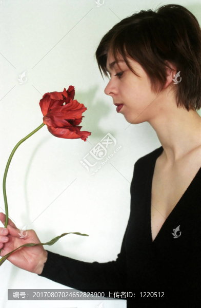 女人與花