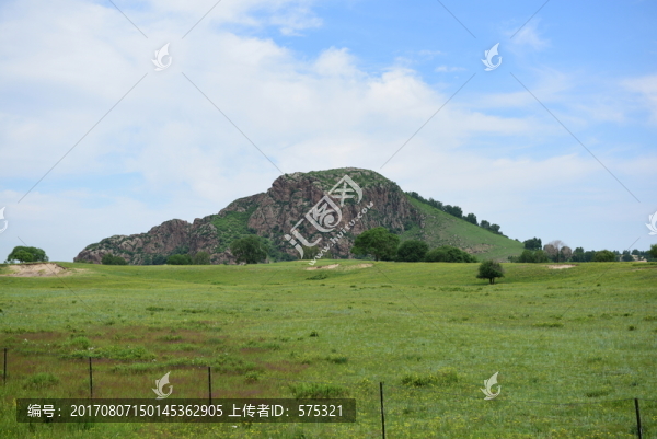 烏蘭布統(tǒng)草原,大紅山