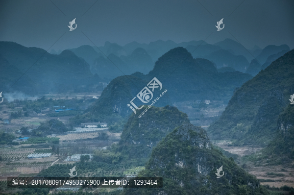 山峰