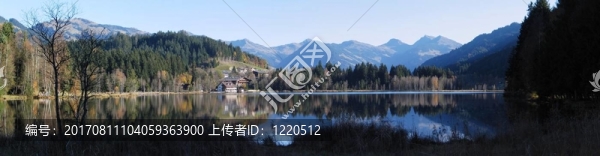 黑湖的全景