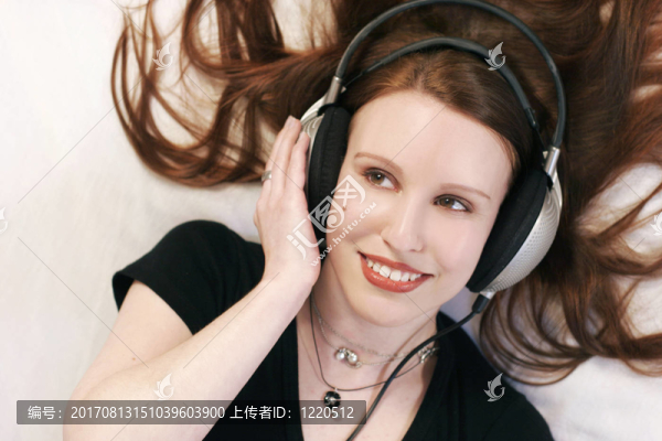 音樂在耳邊