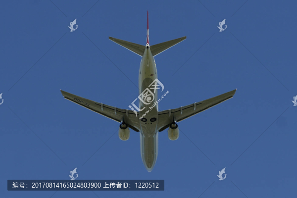 飛機三