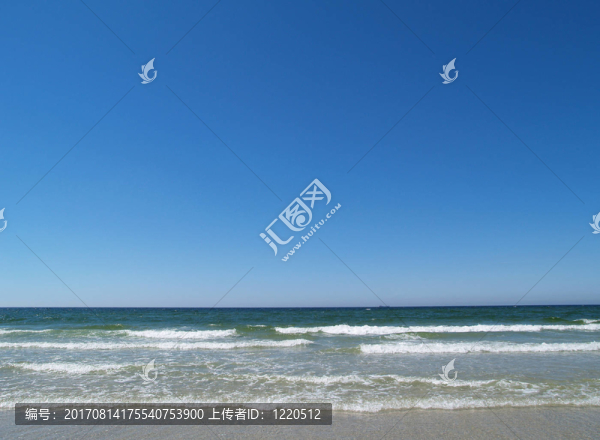 只是海