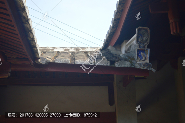 屋檐