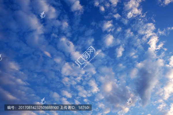 藍(lán)天白云