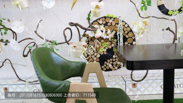 商場休息區(qū)一角