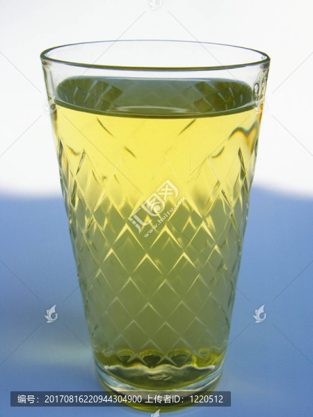 蘋果酒的玻璃