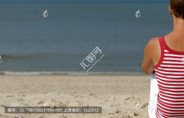 海灘上的女人