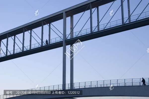 路人spreebrüCKE