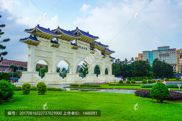臺(tái)灣自由廣場(chǎng)牌坊
