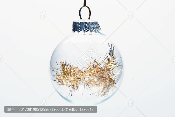 圣誕樹上的球