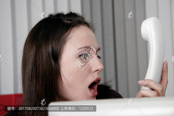女人