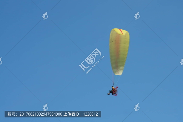 藍(lán)色的