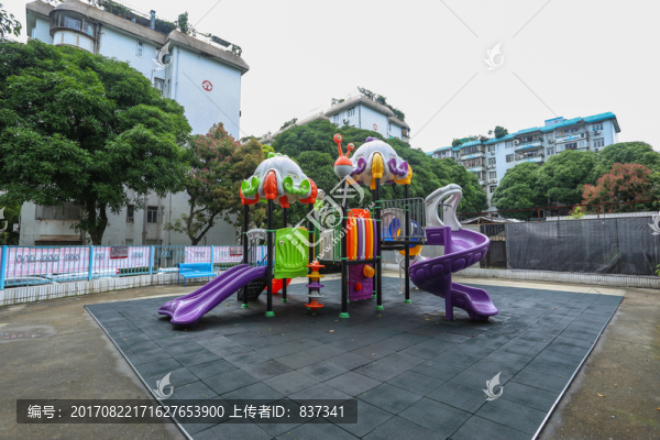 兒童游樂區(qū)