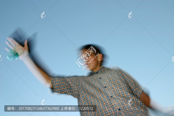 jojospiel，年輕