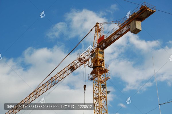 藍天施工起重機