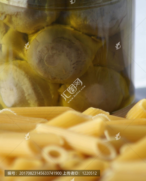 插入洋薊心