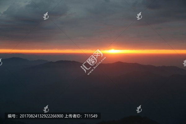 光明頂日出