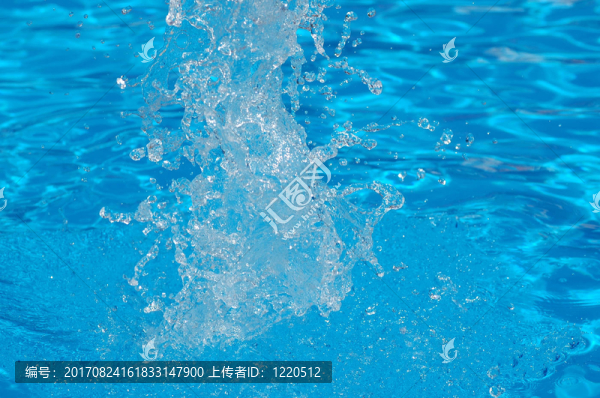 水