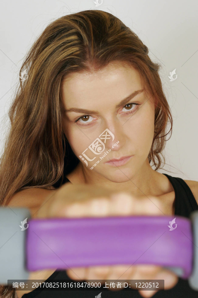 女人