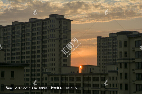 城市夕陽