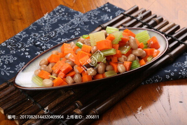 胡蘿卜拌花生