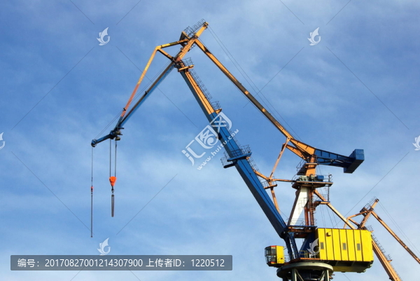 黃色的起重機