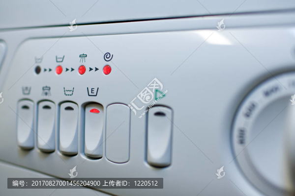 電源按鈕