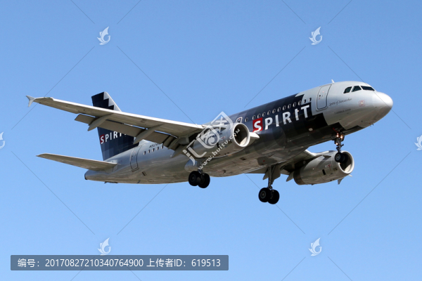 美國(guó)精神航空,飛機(jī)降落