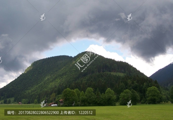 阿爾卑斯山的天氣變化