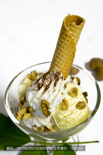 walsnusseisbecher