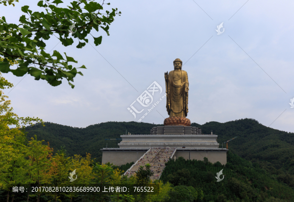 堯山大佛