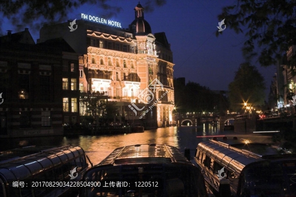 運河的夜晚