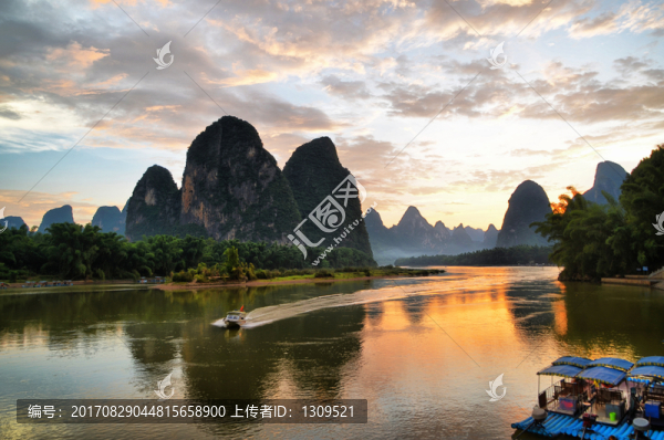 桂林山水之黃布倒影