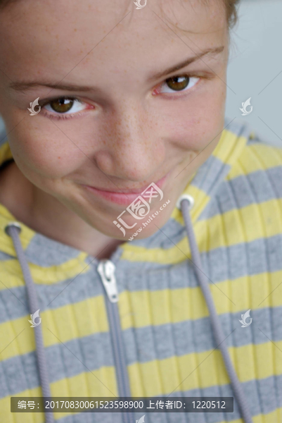 害羞的