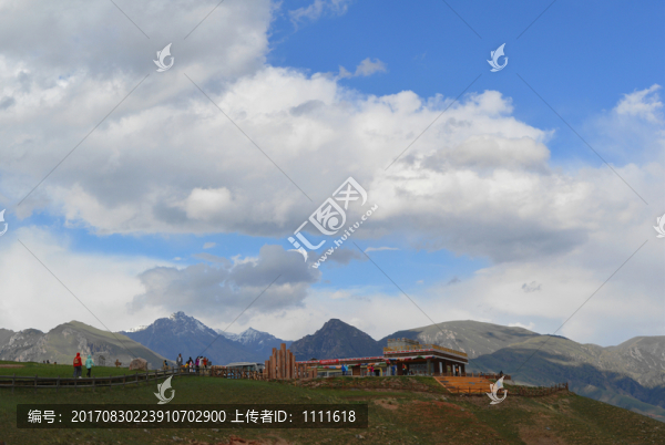 卓爾山
