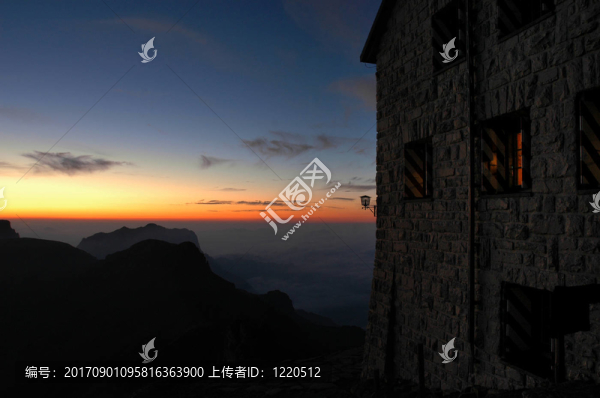 鄉(xiāng)村別墅2
