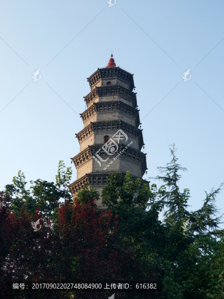龍泉塔
