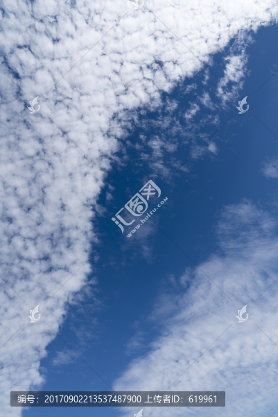 藍(lán)天白云天空背景