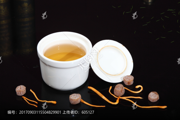 蟲草花燉湯
