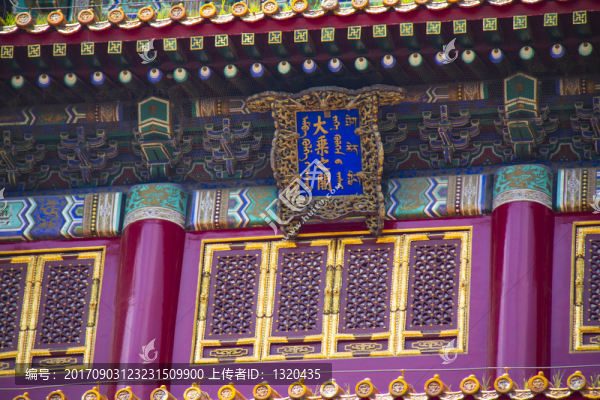 寺廟門