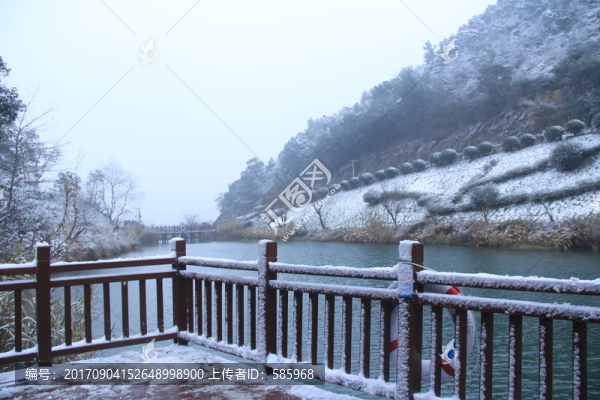 長沙梅溪湖桃花嶺雪景