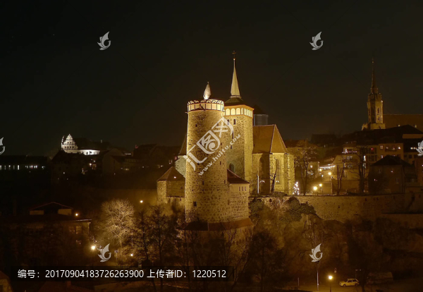 包岑的夜晚