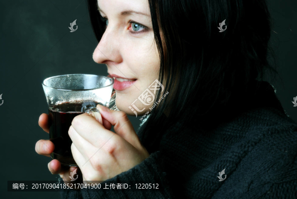 喝熱飲料
