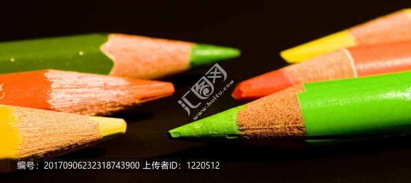 綠色的霓虹燈
