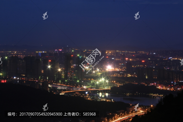 岳麓山頂夜景