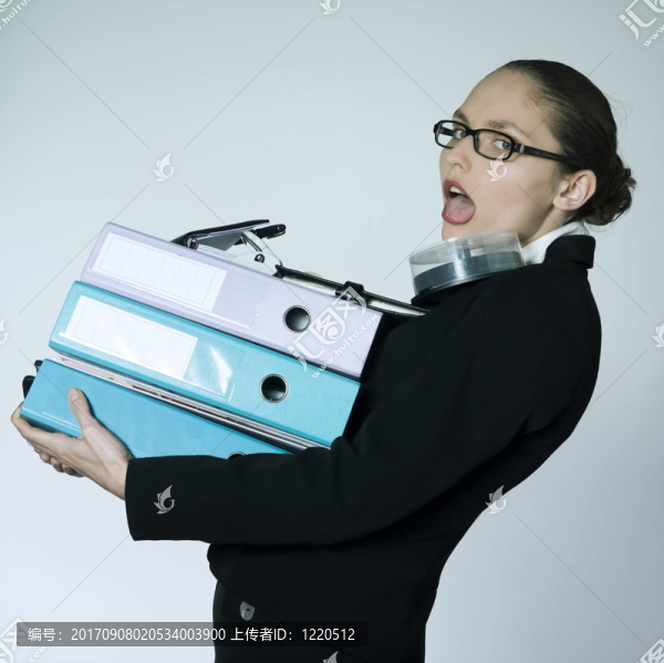 女人