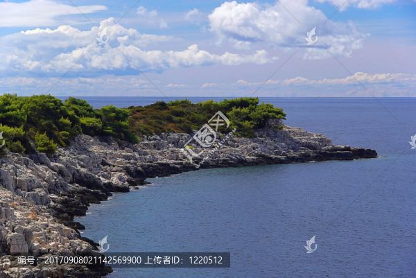 姆列特島saplunara,02