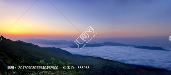 大圍山日出云海