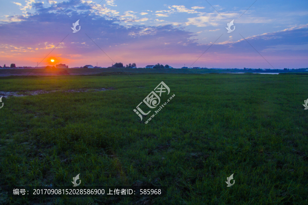 汨羅江濕地大草原日出